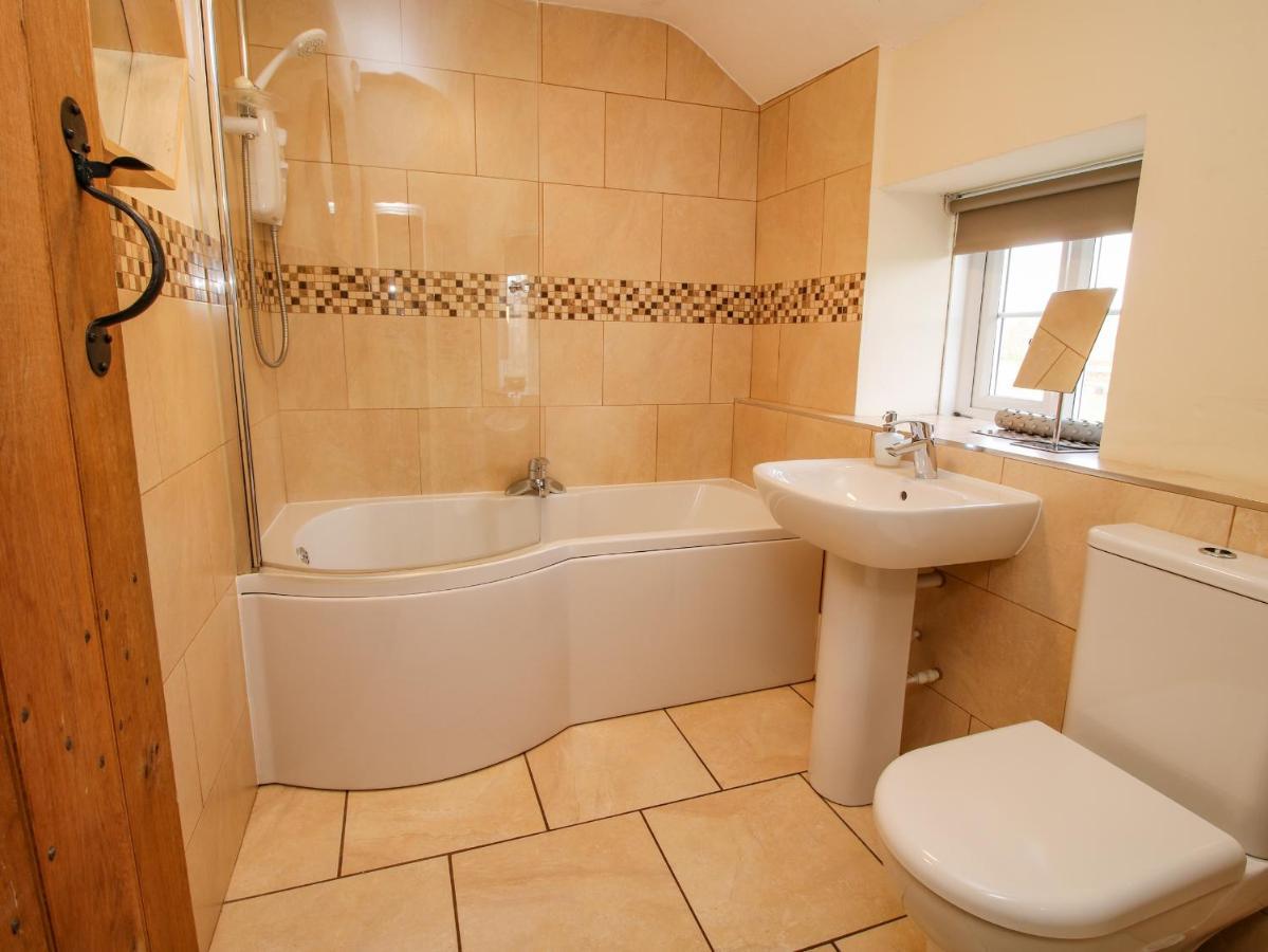 Little Bicton Villa Craven Arms Exteriör bild